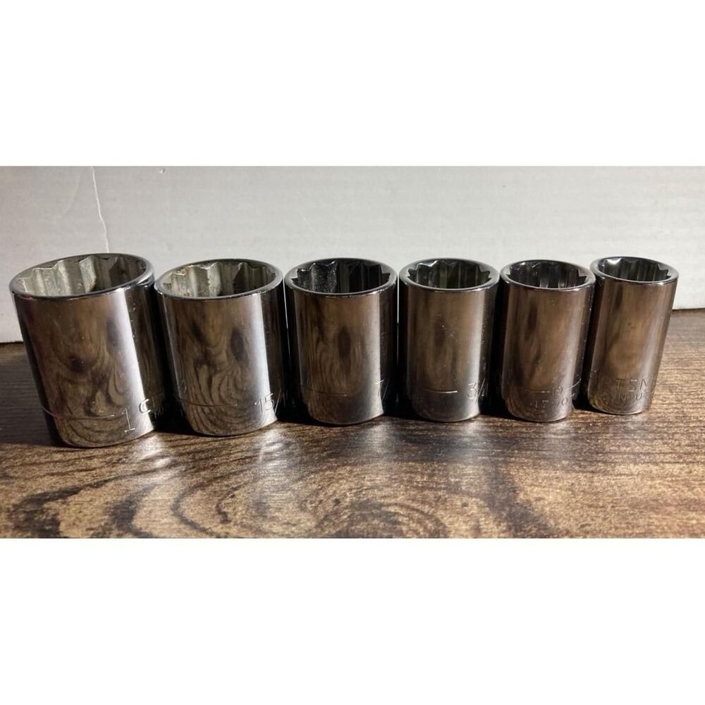 Craftsman 12pt socket lot features standard length sockets